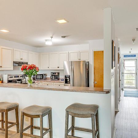 Oak Island Beachfront Condo With Community Pool ภายนอก รูปภาพ